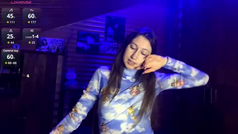 Ashley Cooper online show from November 23, 2025, 5:13 pm