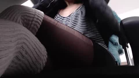   online show from February 25, 2025, 11:41 am