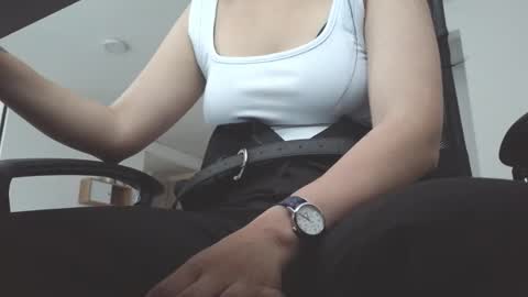   online show from March 18, 2026, 11:24 am