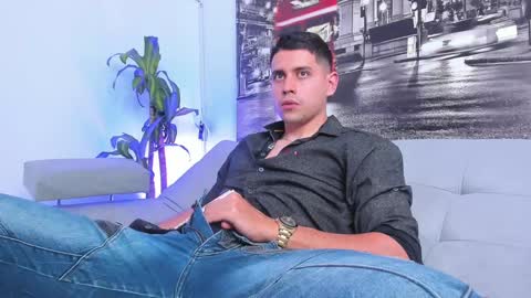 ANDER online show from February 26, 2025, 6:32 pm