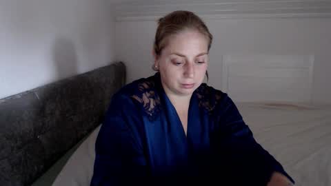 Andorphin online show from September 17, 2025, 2:52 pm