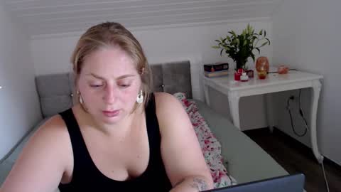 Andorphin online show from September 27, 2025, 9:36 am