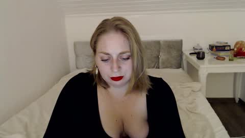 Andorphin online show from October 17, 2025, 6:43 pm