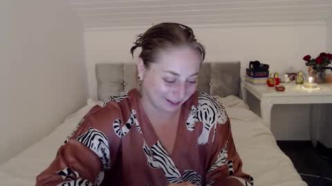 Andorphin online show from November 1, 2025, 8:22 pm