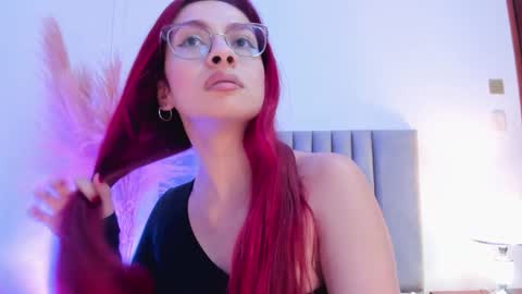 Andra Cyrus online show from February 3, 2025, 11:42 am