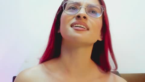 Andra Cyrus online show from February 4, 2025, 11:38 am