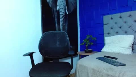 Andre Parker online show from February 25, 2025, 11:44 pm