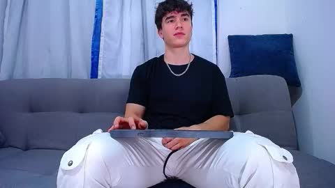 Andre Parker online show from September 13, 2025, 11:26 pm