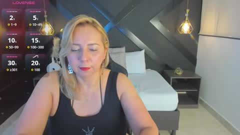 A N D R E online show from December 21, 2025, 2:30 am