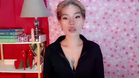 andrea06121998 online show from October 24, 2025, 11:39 am