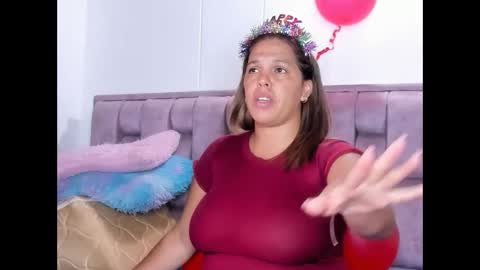 Andrea bigtits69 online show from September 20, 2025, 2:40 pm