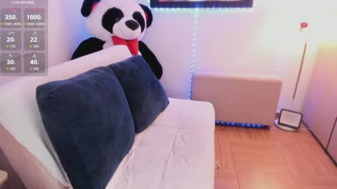 Snapshot of andrea_bonnie chatting on July 28, 2026, 11:58 pm andrea_bonnie online show from July 28, 2026, 11:58 pm
