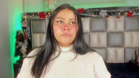 andrea_brunette_ online show from December 3, 2025, 3:47 am