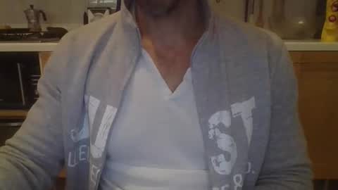 andrea_feetlover online show from November 7, 2025, 6:13 am