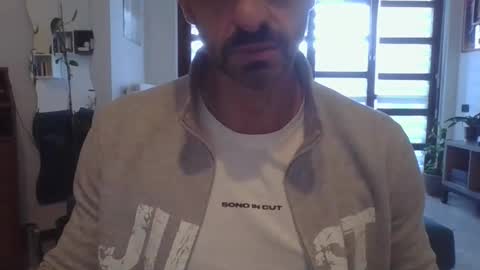 andrea_feetlover online show from April 4, 2026, 2:03 pm