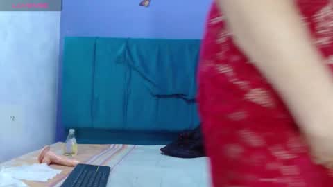 ANDREA LOPEZ online show from November 15, 2025, 11:40 am