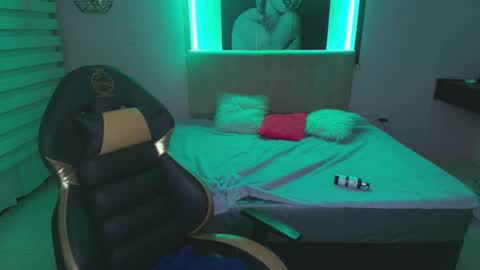 Andrea Ramos online show from February 26, 2025, 11:48 pm