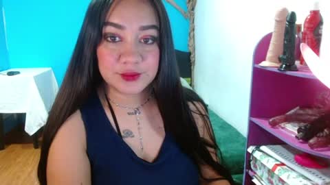 Snapshot of andrebigboobs chatting on June 29, 2026, 10:32 pm Andre online show from June 29, 2026, 10:32 pm