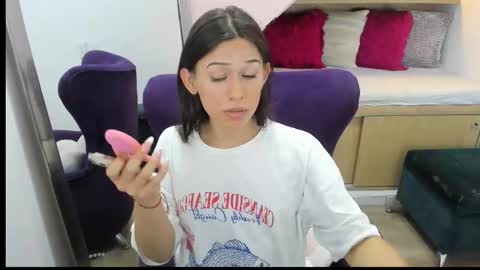 Andre Castaneda online show from November 18, 2025, 7:51 pm