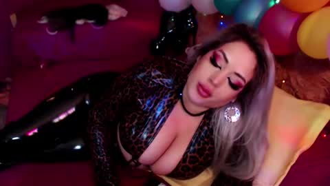 andreeajj online show from February 9, 2025, 6:47 pm