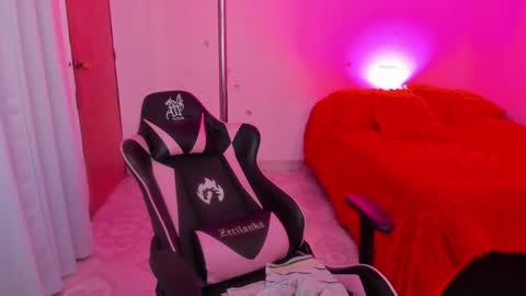 ig  online show from February 1, 2025, 6:32 am