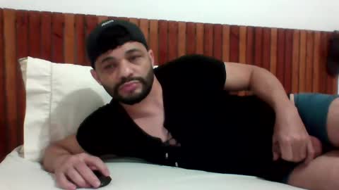 andreloko123 online show from December 9, 2024, 8:12 pm