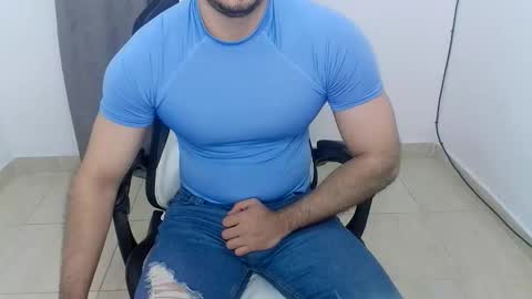andres180950734 online show from October 17, 2025, 10:51 am