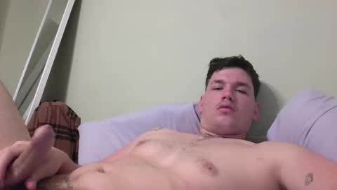 andres817542 online show from May 17, 2026, 6:11 am