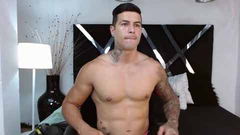 insta andres clark  online show from February 20, 2025, 9:31 pm