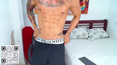 andres_santos777 online show from January 22, 2025, 8:06 pm