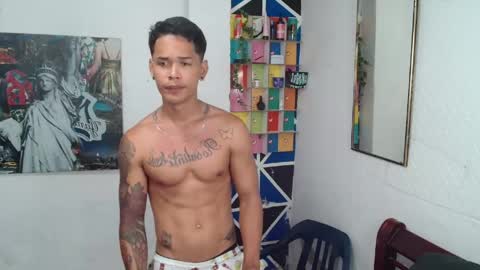 andres_santos777 online show from May 8, 2026, 5:40 pm