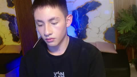andres_tay online show from April 11, 2026, 2:49 am