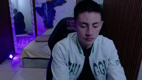 andres_tay online show from May 20, 2026, 2:40 am
