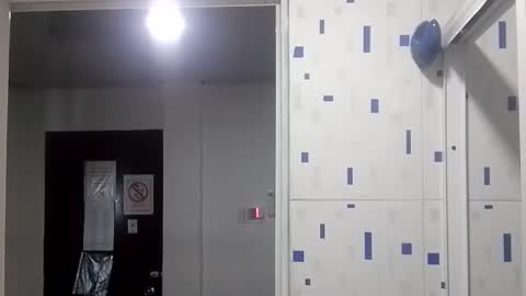 Snapshot of andresdelews chatting on December 22, 2024, 3:44 pm Delews online show from December 22, 2024, 3:44 pm