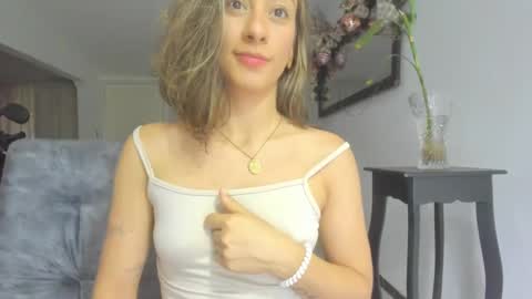 Isa  --------- online show from January 5, 2025, 11:22 pm