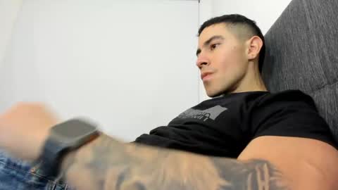 Snapshot of andresjuan92 chatting on April 24, 2026, 1:19 am onlyfanscallmegotter online show from April 24, 2026, 1:19 am