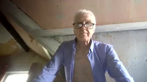 Andrew online show from April 16, 2026, 11:55 am