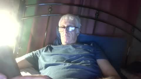 Andrew online show from April 27, 2026, 12:30 am