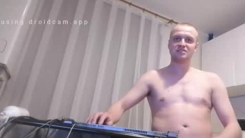 Snapshot of andrew3356577 chatting on January 18, 2026, 12:03 am andrew3356577 online show from January 18, 2026, 12:03 am