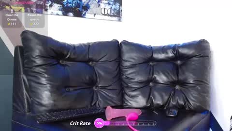 Snapshot of andrew_ag chatting on December 19, 2025, 1:23 am Andrew G online show from December 19, 2025, 1:23 am