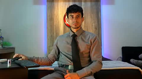 Andrew online show from October 20, 2025, 6:03 am