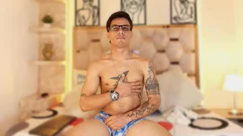 Snapshot of andrew_haalls chatting on November 22, 2025, 1:04 am andrew_haalls online show from November 22, 2025, 1:04 am