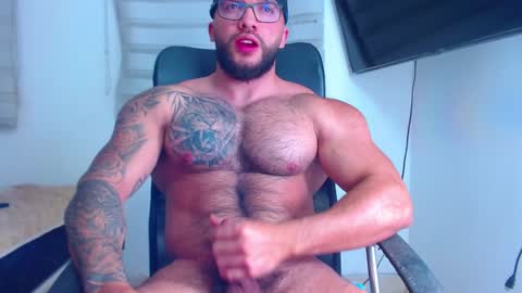 andrew_holden__ online show from January 9, 2025, 11:34 pm