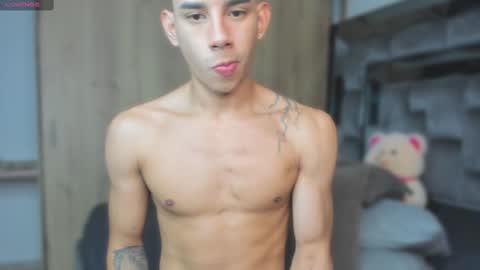 Andrew M. online show from November 7, 2025, 3:28 am