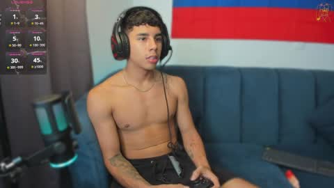 Snapshot of andrew_twink18 chatting on May 25, 2026, 7:09 pm Andrew M. online show from May 25, 2026, 7:09 pm