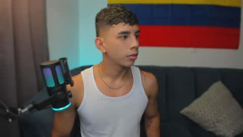 Snapshot of andrew_twink18 chatting on May 29, 2026, 9:57 pm Andrew M. online show from May 29, 2026, 9:57 pm
