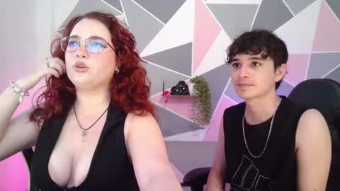 Snapshot of andrewanndcherry chatting on May 29, 2026, 10:19 pm Andrew and Cherry online show from May 29, 2026, 10:19 pm