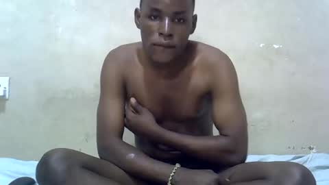 andrewda256 online show from April 16, 2026, 9:54 am