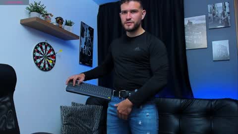 Snapshot of andrewdiaz_ chatting on December 28, 2024, 10:58 am Andrew Diaz online show from December 28, 2024, 10:58 am