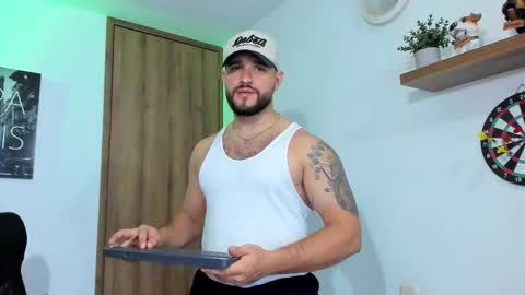 Snapshot of andrewdiaz_ chatting on October 10, 2025, 4:55 am Andrew Diaz online show from October 10, 2025, 4:55 am